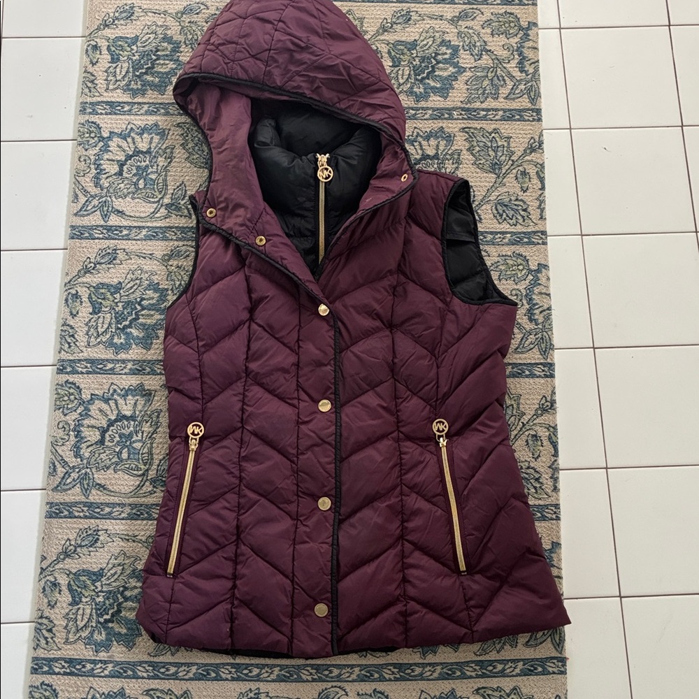 MICHAEL KORS Women's Quilted Hooded Vest - Purple & Black Size xs Small